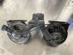 613.fd8319 Explorer 2019 Horn 321004