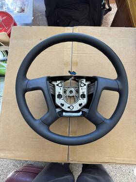 84443327 Acdelco 2008-2020 Express Savana Black Vinyl Steering Wheel No Controls