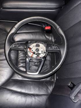 235.au1420 Audi Q5 2020 Steering Wheel 960236