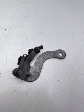 8w6951230 Audi 2018-2020 A4 S4 - Right Horn Bracket Oem