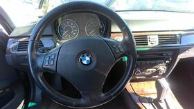 235.bm1s07 Bmw 328i 2007 Steering Wheel 31110671