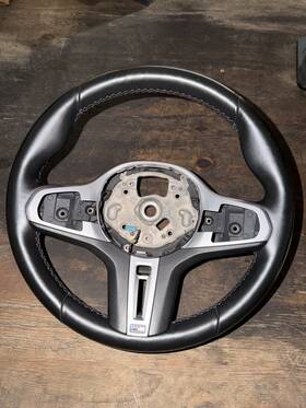 32-30-2-455-277 Bmw 32302455277 F90 M5 Steering Wheel -