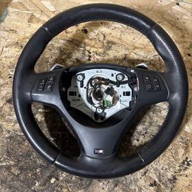 4069149 Bmw 2011 - 2013 E82 E88 128i 135i M-sport Perforated Leather Steering Wheel Oem