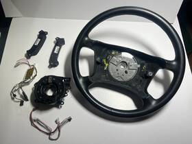 4395e381 Bmw E38 Steering Wheel