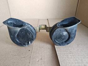8381242 Bmw 2003 X5 E53 Horn Fanfare Nb69