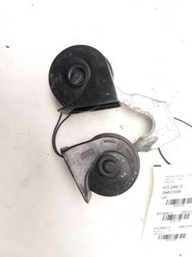 613.gm4l13 Buick Horn Pair For Lacrosse 2013 Oem