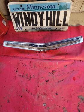 613.gm4n65 Buick 1965 Skylark Horn Button 9741095