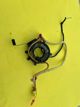 1gcdt136558188750 Chevrolet 2005 Colorado Steering Wheel Clock Spring Oem