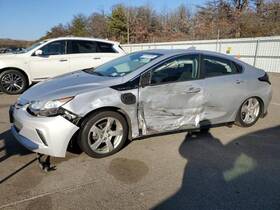 235.gm1a17 Chevrolet Volt 2017 Steering Wheel 618355