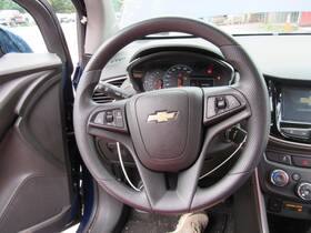 235.gm1g17 Chevrolet Trax 2017 Steering Wheel 1062262