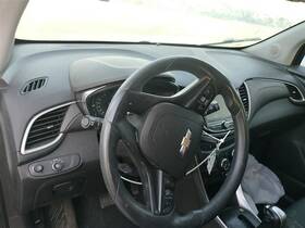 235.gm1g18 Chevrolet Trax 2018 Steering Wheel 2001399