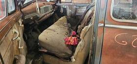 238.gm1s48 Chevrolet 1948 Steering Column Mt 1134112