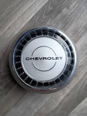 3840112 Chevrolet 3840122 1964 1965 Chevy Biscayne Bel Air Wagon Steering Wheel Horn Button Cap