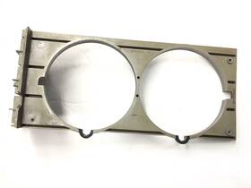 3939362 Chevrolet 3923665 1969 Chevy Impala Headlight Bezel Front Right Grill Molding