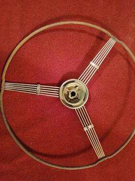 752-757 Chevrolet 1937 Deluxe Banjo Steering Wheel
