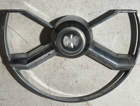757516 Chevrolet 1950-1952 Gm Chevy Butterfly Horn Ring Cap Button Steering Wheel #757516 Oem