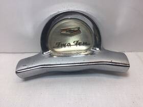 7blc761440 Chevrolet 1957 210 Steering Wheel Horn Ring Button 57 Emblem Two Ten Chrome