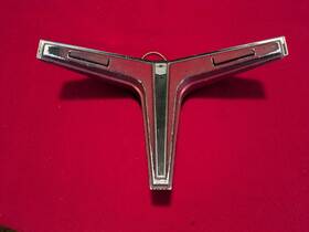 9746912 Chevrolet 1968 Camaro Impala Nova Chevelle Deluxe Steering Wheel Shroud Factory Red