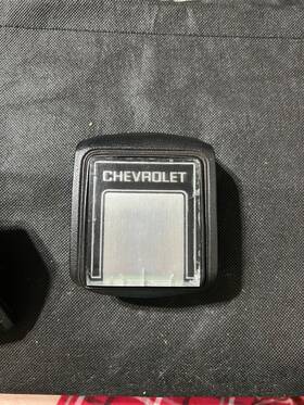 9768810 Chevrolet Oer Deluxe Steering Wheel Horn Cap For 1978-1986 Chevy Trucks And Suburbans
