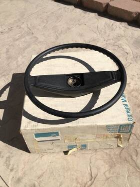 9755006 Chevrolet Gm General Mototors Nos 73-78 Chevy Truck Black Steering Wheel C10 K10 Blazer 4x4 Suburban