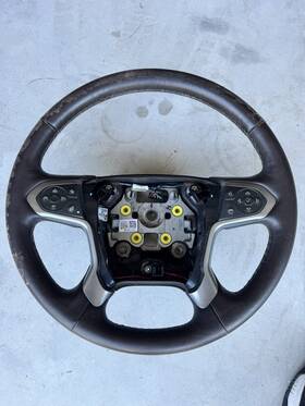 235.gm8b15 Chevrolet Truck Tahoe 2015 Steering Wheel