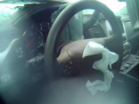 235.gm8d18 Chevrolet Truck Tahoe 2018 Steering Wheel 26951280