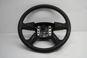 235.gm8g02 Chevrolet Truck 02 03 Chevy Trailblazer Ls Stering Wheel Black Leather Mutlifunction Controls
