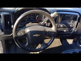 235.gm8m17 Chevrolet Truck Silvrdo15 2017 Steering Wheel 535225