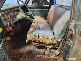 238.gm8968 Chevrolet Truck Steering Column Floor Shift Blue Fits 1968 C50 1159706