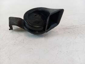 613.ch1u05 Chrysler 2005 300 Front Right Horn