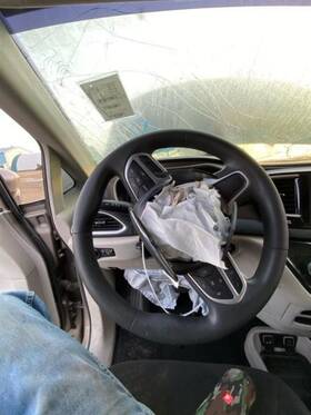 6eq07dx9ab Chrysler 2017-2018 Pacifica Urethane Steering Wheel Only Oem