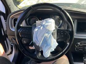 235.ch2r19 Dodge Charger 2019 Steering Wheel 174604