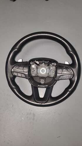 235.ch2s17 Dodge 17 Challenger Scat Pack Steering Wheel With Controls And Paddle Shift