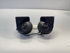 68229241aa Dodge 14-17 Ram 1500 High And Low Note Signal Horn Pair Oem