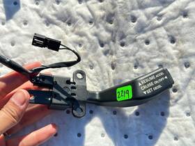 Ahi-31-2219-8j1423 Dodge 2007-2011 Nitro Cruise Control Switch Oem 04671929ac