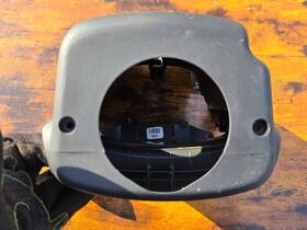 B8-b213-65011 Dodge 2008-2012 Nitro Steering Column Cover Oem