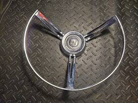C2aa-13a805-a Fomoco Used 1 62 Ford Galaxie 500 Country Squire Horn Ring #c2aa-13a805-a