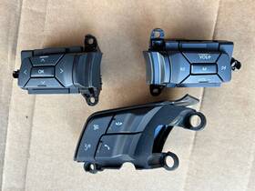 235.fd1i16 Ford 16 Mustang Gt Steering Wheel Controls