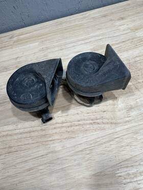 4046495 Ford Oem Dual High And Low Tone Horn