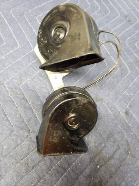 613.fd1115 Ford Dual Horn Sound Signal 2015 Transit Connect S-384p