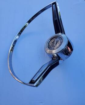C50a-13a800 Ford C50a13b800 1965 Fairlane 500 Horn Ring Center Chrome Steering Wheel Used
