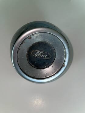 C8t4-13a800-0 Ford Used 1968 F-100 Truck Horn Button Assembly Original Equipment