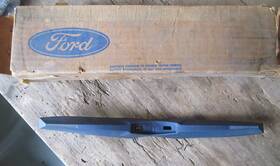 D3az-13a915-t Ford Nos 1970 -1974 Mustang Torino Ltd Deluxe Steerlng Wheel Horn Pad Cover Blue