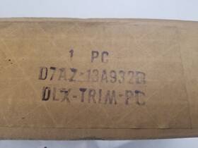 D7az-13a932-b Ford Oem Steering Wheel Trim Plate Horn Blow Switch Cover