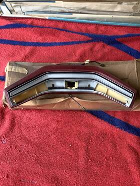 D9az-13a805-f Ford D9az-13a805-a Nos 1978-79 F150/250 Truck Bronco 2 Spoke Horn Pad