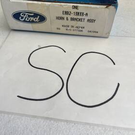 E8bz-13833-a Ford Genuine Horn A& Bracket Assembly