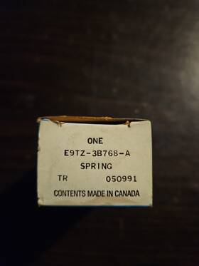 E9tz-3b768-a Ford Nos Spring For 89 Truck/bronco 1