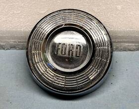 Feg-3625-aw Ford 1957 58 Ranchero Custom Steering Wheel Horn Button Cap Oem #feg-3625-aw