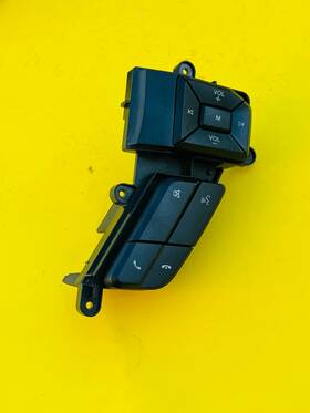 Fl3t-9e740-ecw Ford 2015-2020 F-150 Steering Wheel Audio Control Switch Oem
