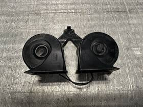 Fl3z-13832-c Ford 2015-2022 F150 Horn And Bracket Electric Dual Note Assembly Oem #20